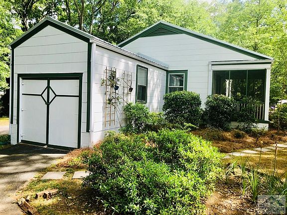 3rd image of 575 Talmadge Dr