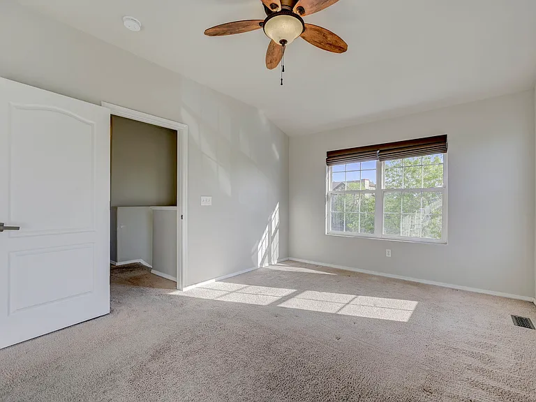 835 Ridgebury Pl — Photo 15