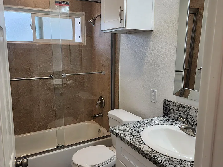 3367 Mentone Ave — Photo 8