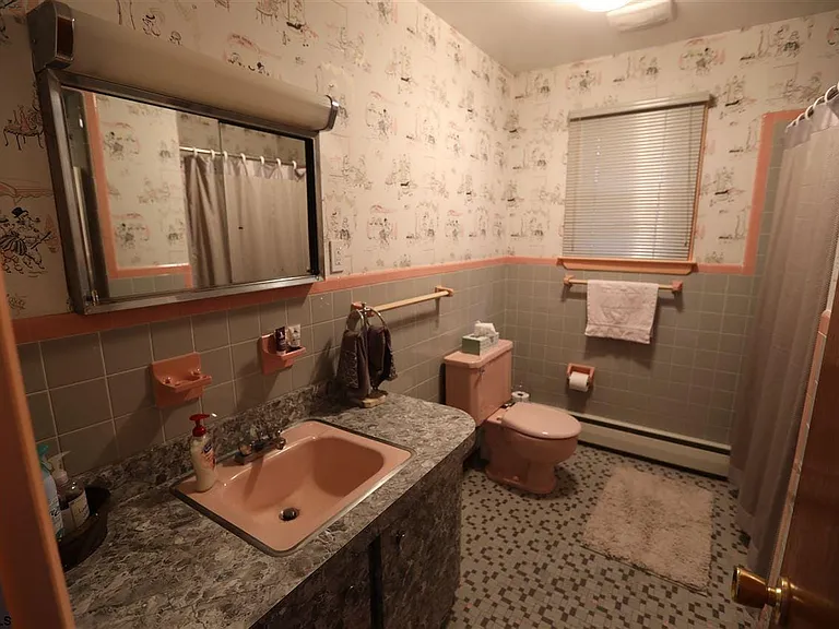 14 S Swarthmore Ave — Photo 17