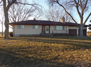 4481 East Rd, Bellwood, NE 68624