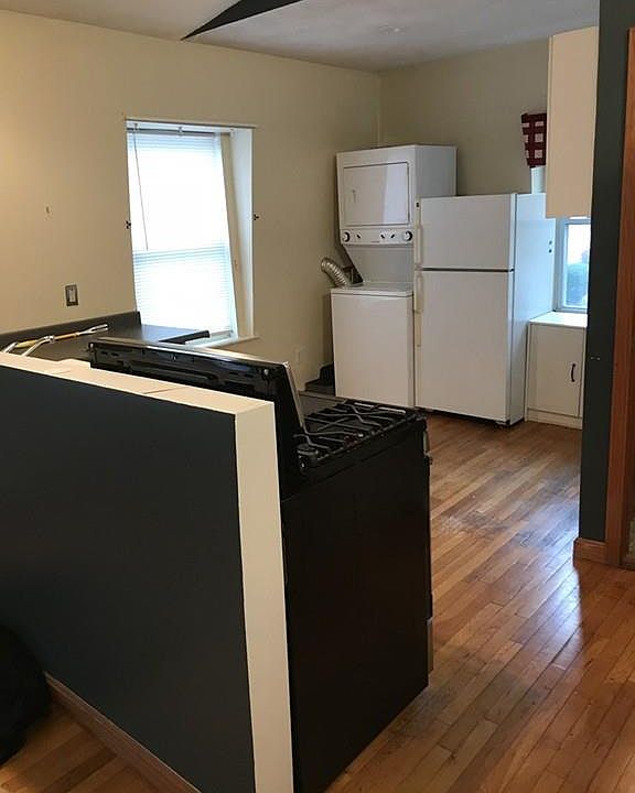 2nd image of 45 Tudor St APT 7
