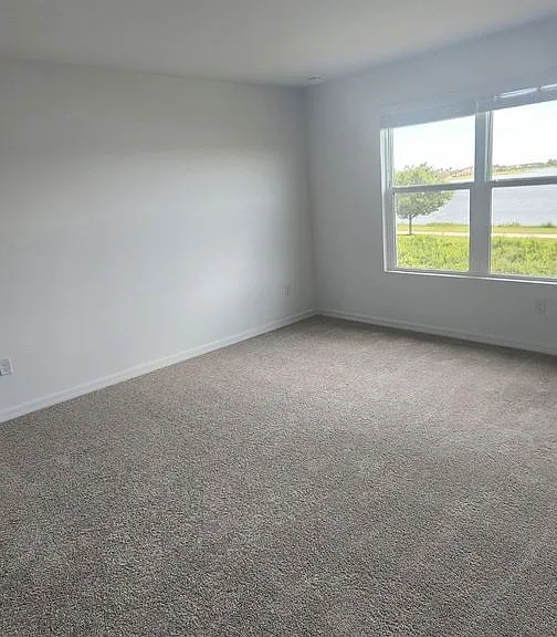 1379 Bluewater Ln — Photo 23