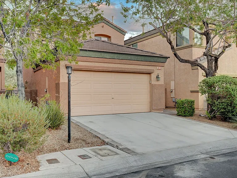 8224 Strawberry Spring St — Photo 2
