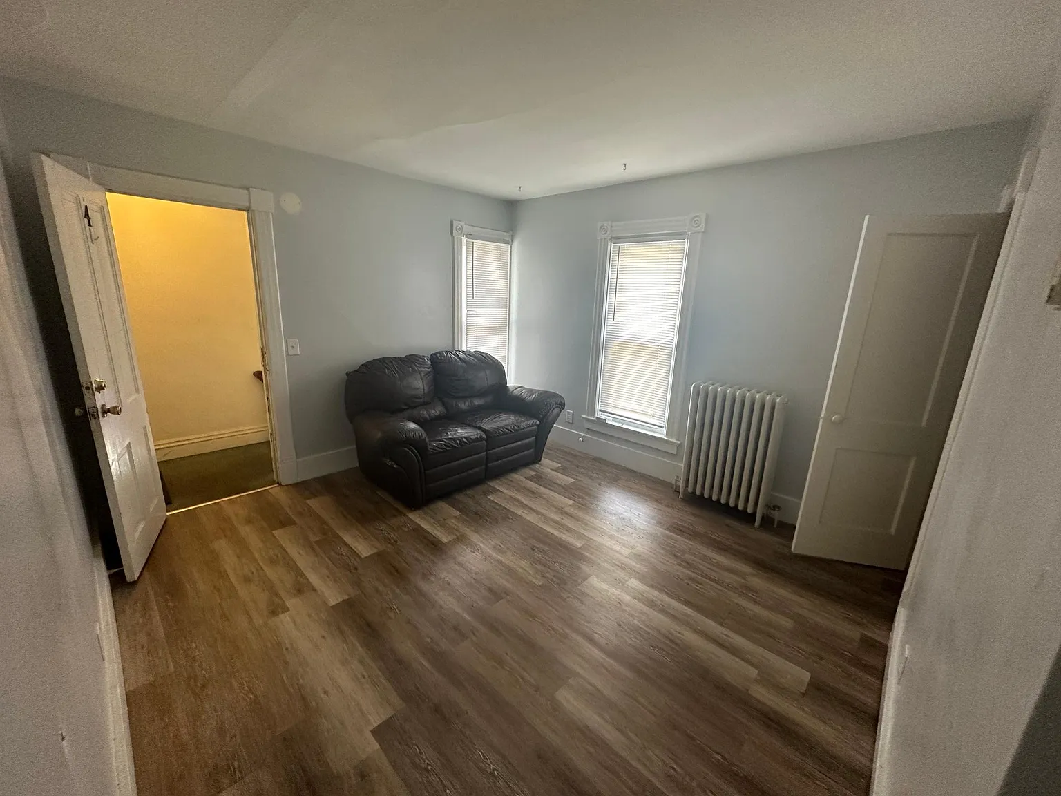 28 Monroe Ave — Photo 2