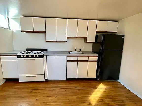5th image of 309 E 108th St #5BB