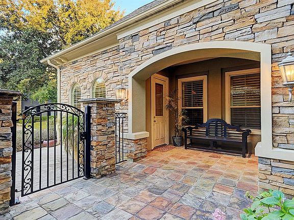 4th image of 11427 Legend Manor Dr