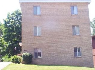 329 E Christine Dr APT 2, Decatur, IL 62526