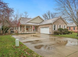 137 Shorewood Dr, Michigan City, IN