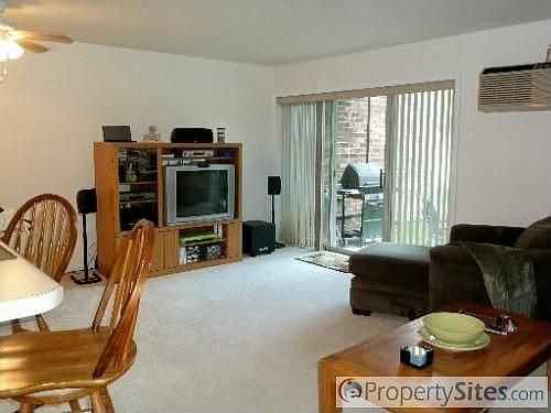 5th image of 1053 W Ogden Ave APT 135