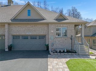 227 Chestnut Hill Cres, Kitchener, ON N2P 2X3