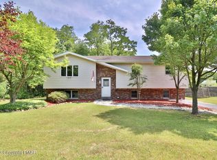 99 Church Ave, Mount Pocono, PA 18344