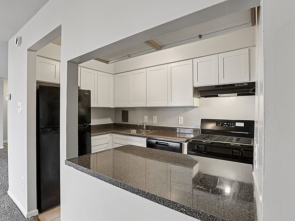 2nd image of 14706 Normandy Ct #784e4e6e3