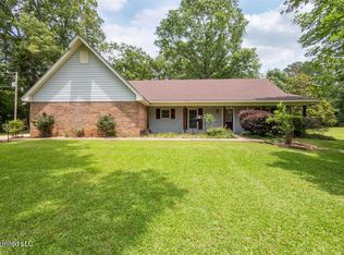 179 Keriville Dr, Byram, MS 39212