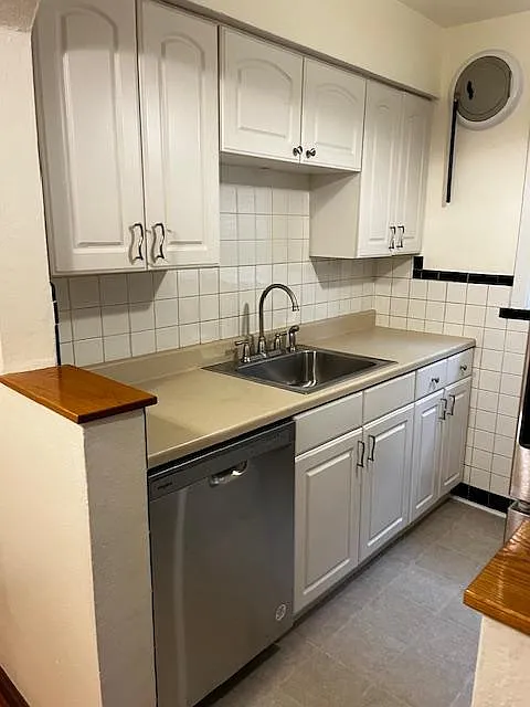 1 bed, 850 sqft, $1,100 — Photo 2