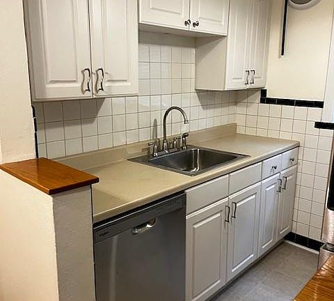 2nd image of 6209 Eichelberger St #1F