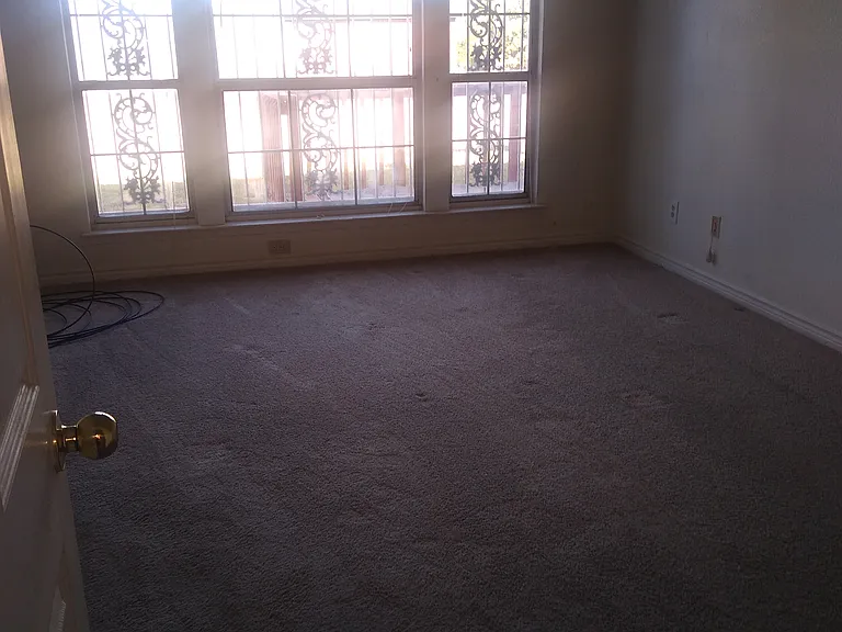 10600 Lehman St — Photo 7