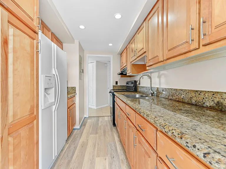 710 N Ocean Blvd #710 — Photo 16