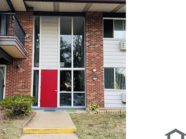 8755 Sieloff Dr APT G, Hazelwood, MO 63042