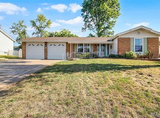 2017 Brutus Ct, Fenton, MO 63026