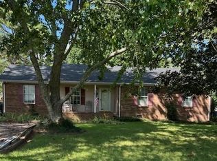 211 Rachel Ct, White House, TN 37188