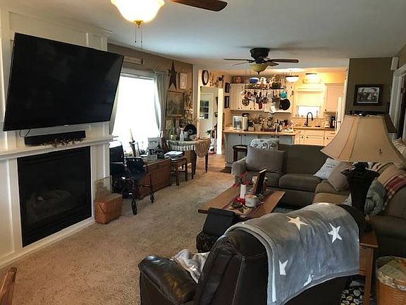 3rd image of 102 H St