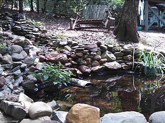 2nd image of 224 Indian Pipe Dr