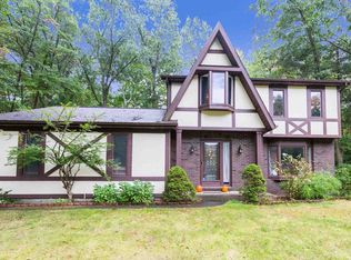 17396 Woodhurst Rd, Granger, IN 46530