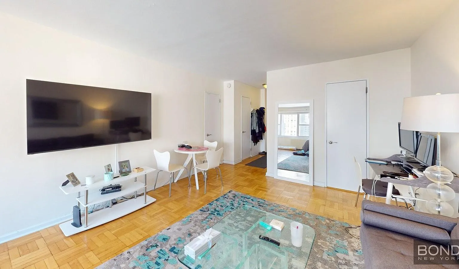 155 East 34th Street — Photo 2