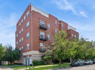 949 N Willard Ct APT 403, Chicago, IL 60642