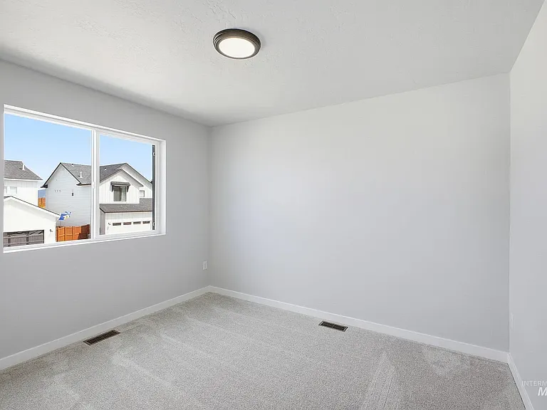 6705 S Spindlebush Ave — Photo 6
