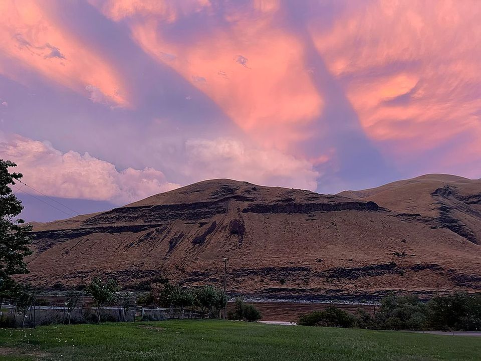 2nd image of 31378 Snake River Rd