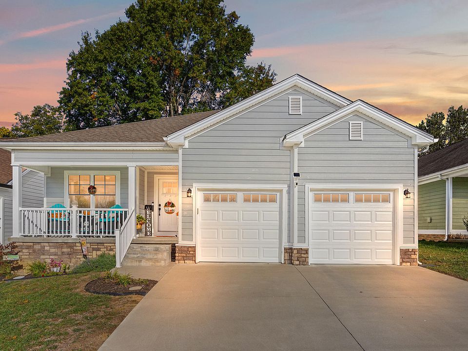 1st image of 1013 Silver Leaf Dr