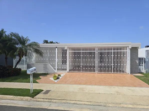 (undisclosed Address), Aguadilla, PR 00603