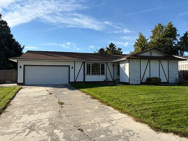 3 bed, 1497 sqft, $2,250 — Photo 1