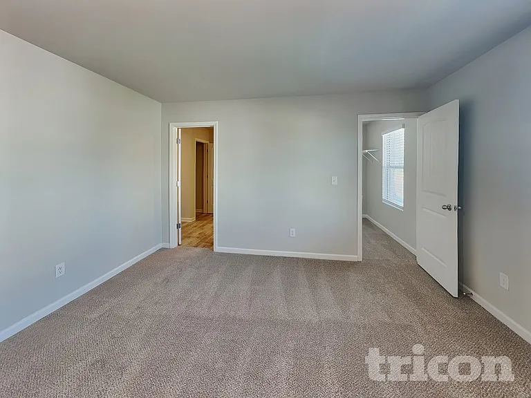 1433 Veranda Ln — Photo 6