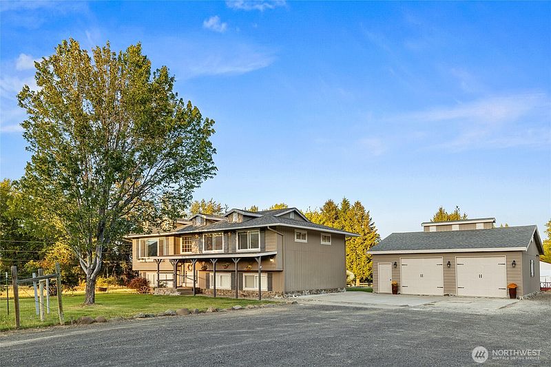 2nd image of 7600 Manastash Road