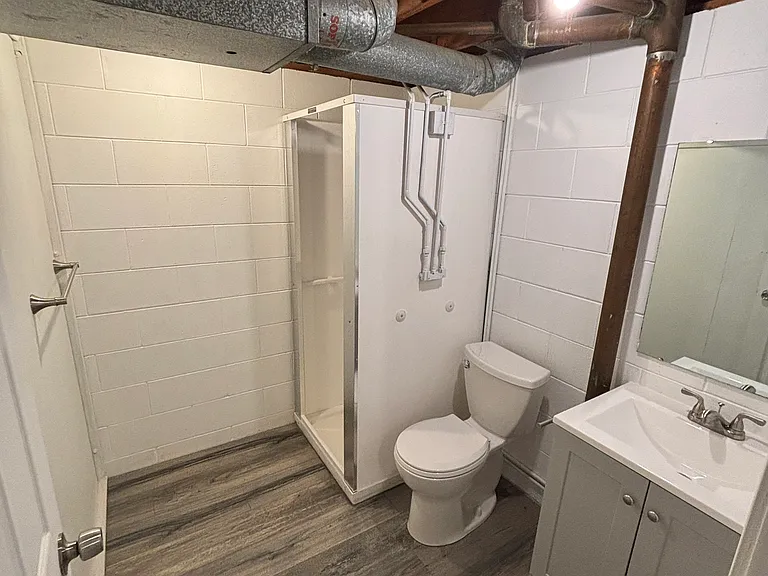 1013 Scott St — Photo 8