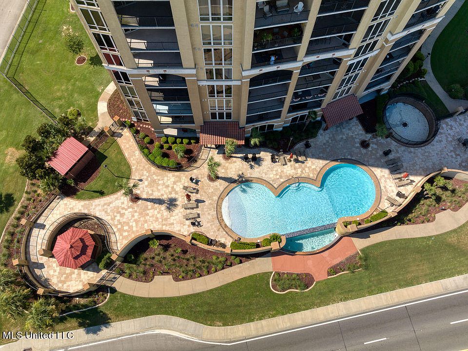 1st image of 1200 Beach Dr APT 207