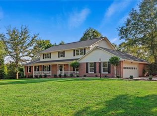 102 Roxbury Ct, Anderson, SC 29625