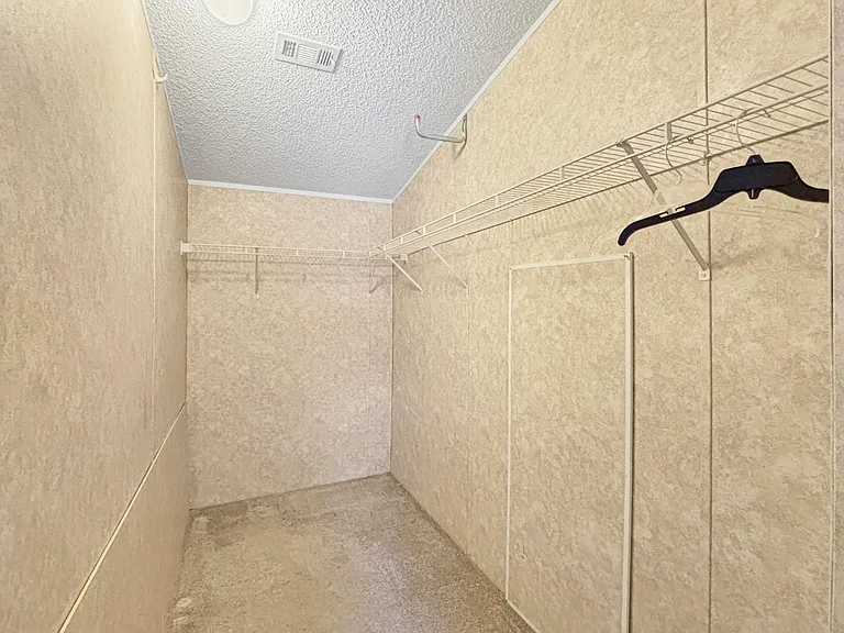 7568 SE Swan Ave — Photo 15