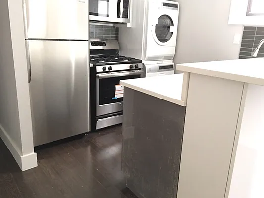 Rented by Zuz Realty | media 23