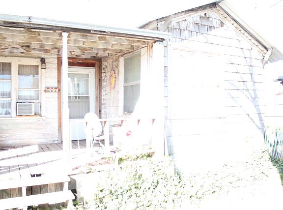 2nd image of 517 E Montgomery Ave