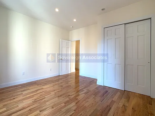 Rented by Sovereign Associates | media 4