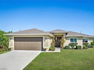 2910 39th St SW, Lehigh Acres, FL 33976