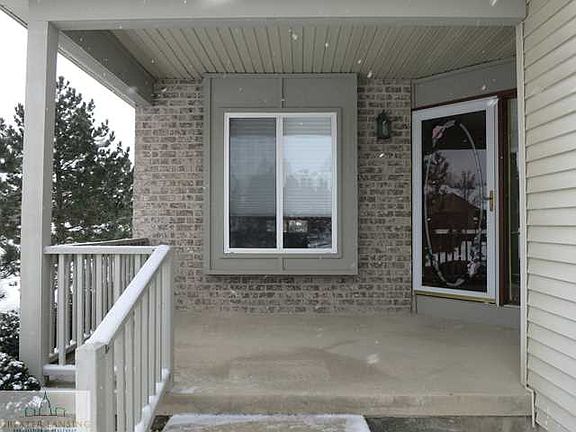 2nd image of 1709 Willow Creek Dr