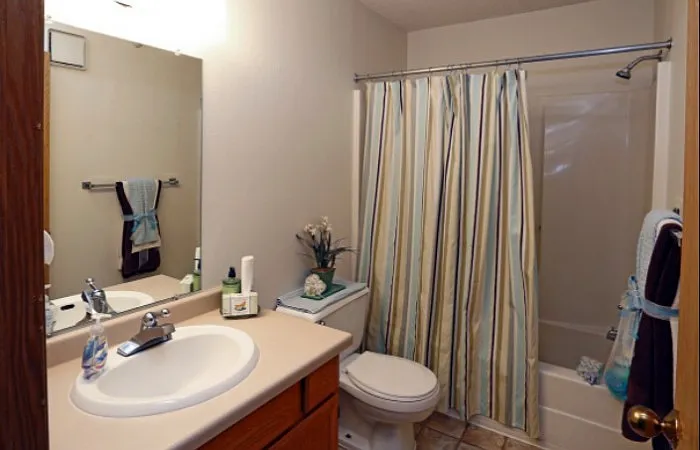 Park Avenue Apartments — Photo 2