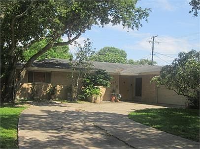1st image of 434 Montclair Dr