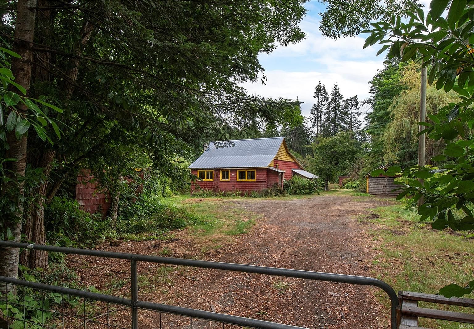 3590 Small Rd, Comox Valley, BC V9N 3Z8 | MLS #973798 | Zillow