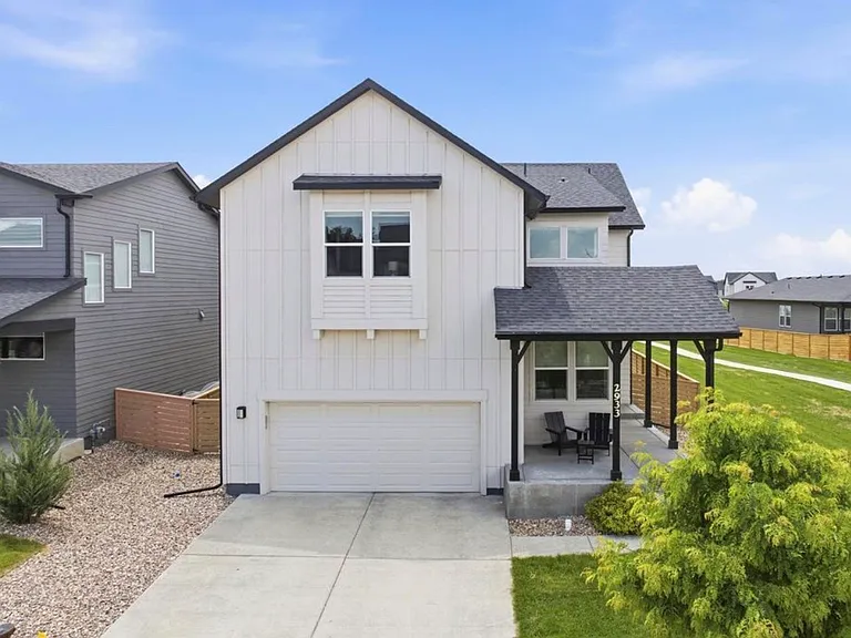 2933 Biplane St — Photo 9